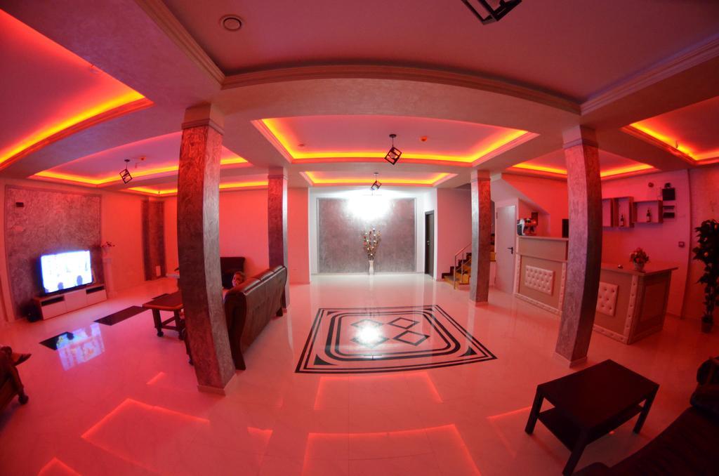 Razvan Holiday Costinesti Exterior foto