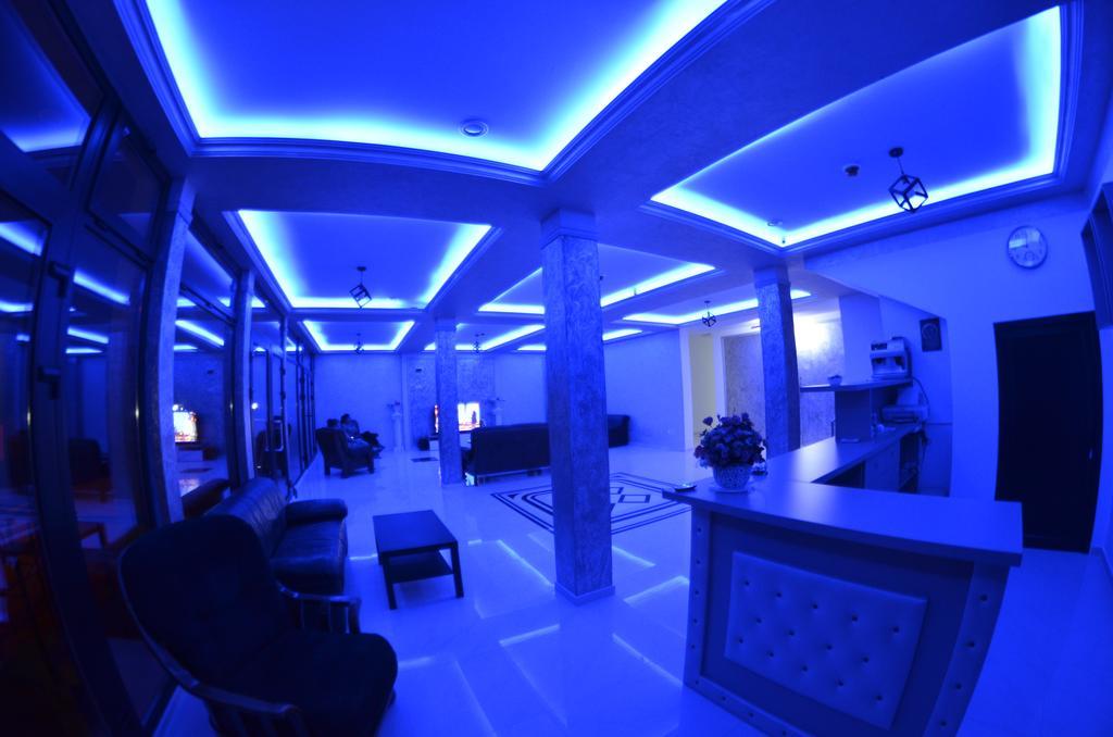 Razvan Holiday Costinesti Exterior foto