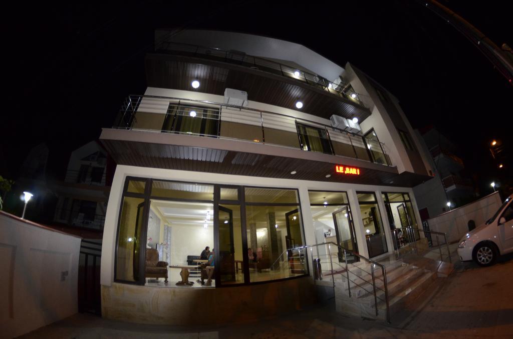 Razvan Holiday Costinesti Exterior foto
