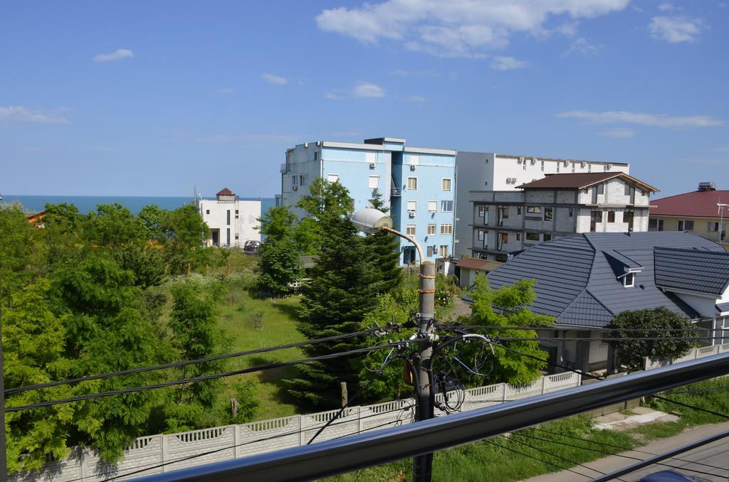 Razvan Holiday Costinesti Exterior foto