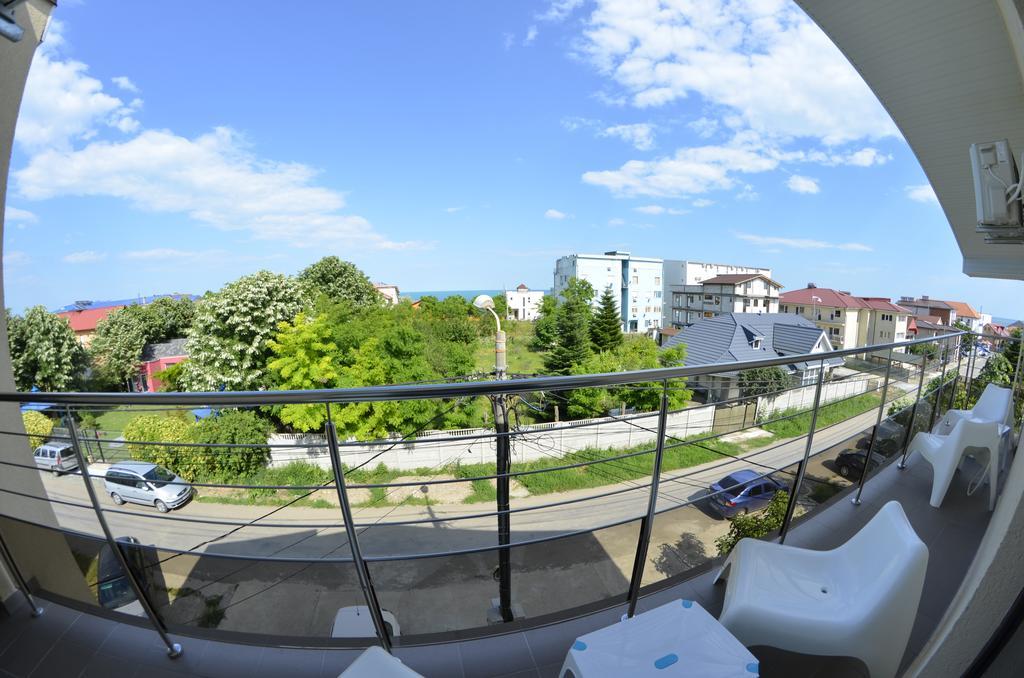 Razvan Holiday Costinesti Exterior foto